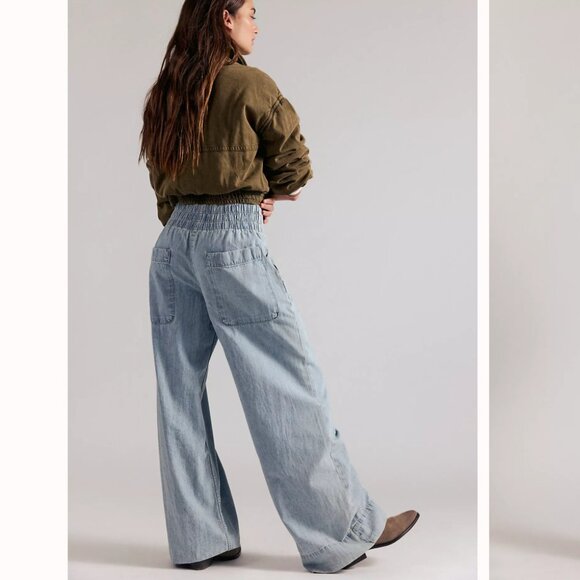 We The Free People Breezy Denim Pull-On Wide Leg Jeans in Dusk Small NEW NWT - Picture 2 of 9